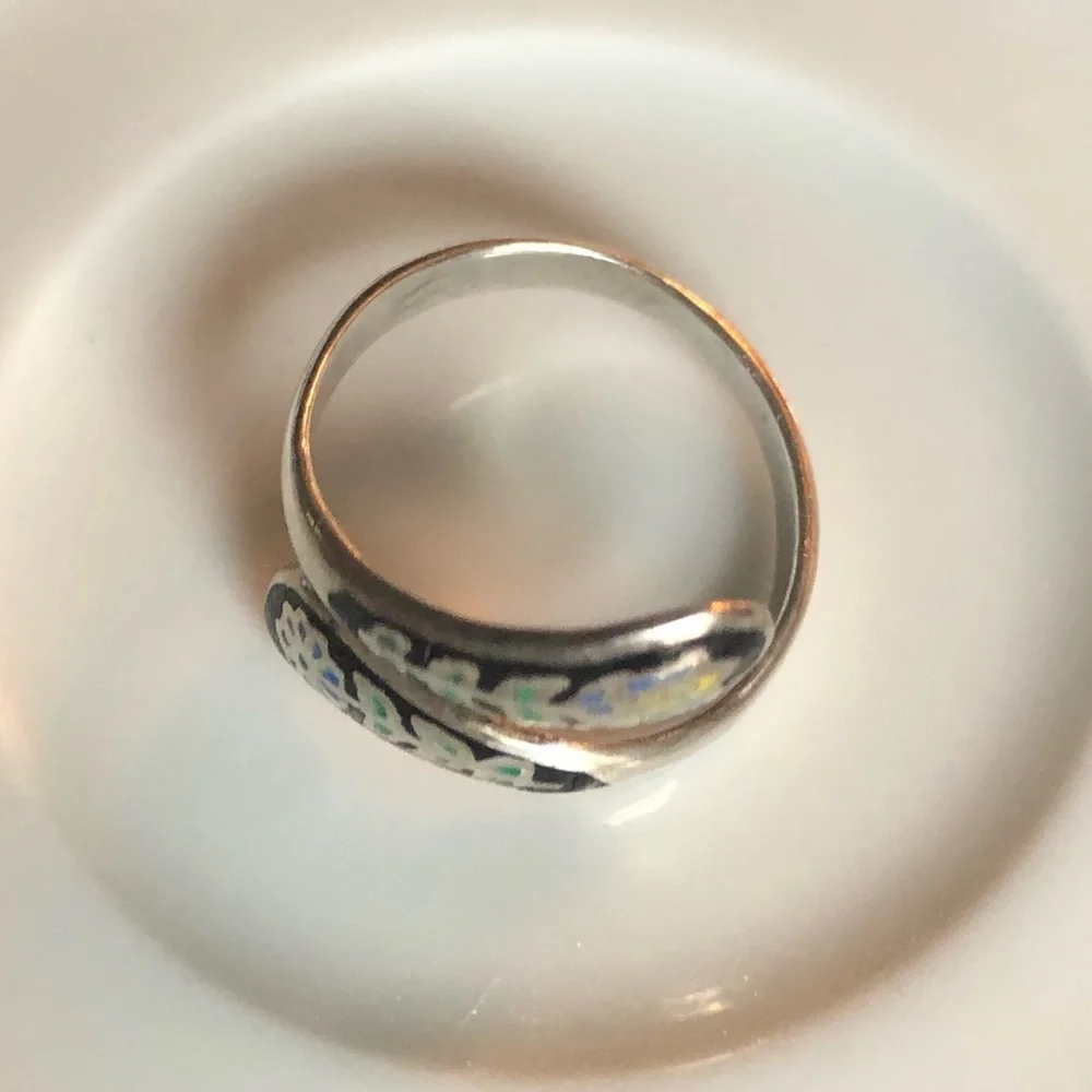 Vintage Enameled Cloisonné Flowers Sterling Wrap Silver Ring